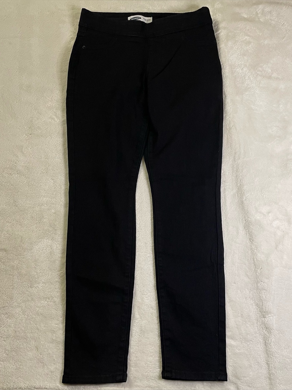 Old Navy Black Mid-Rise Super Skinny Jeans size 6
